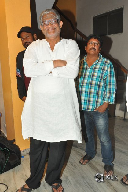 Ami-Thumi-Movie-Celebrity-Show